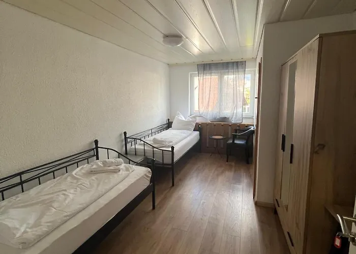 Apartament Era Singles